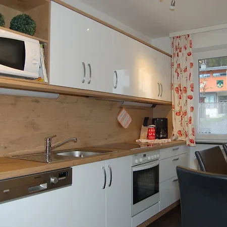 Haus Lechner Aparthotel 4*