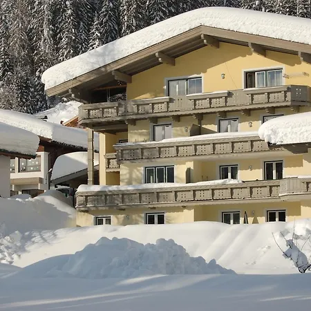 Haus Lechner Aparthotel *